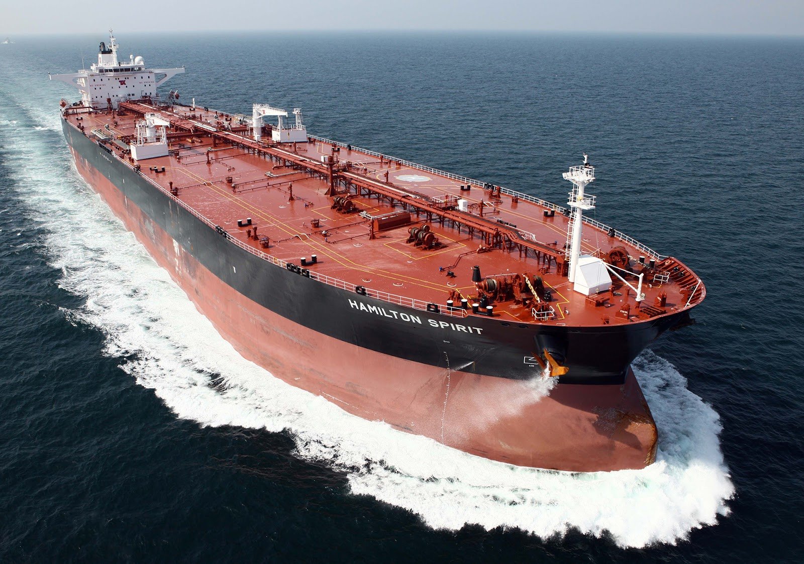 Oil Crosses $100 a Barrel as US-Iran and Houthi-Saudi Clashes Intensify